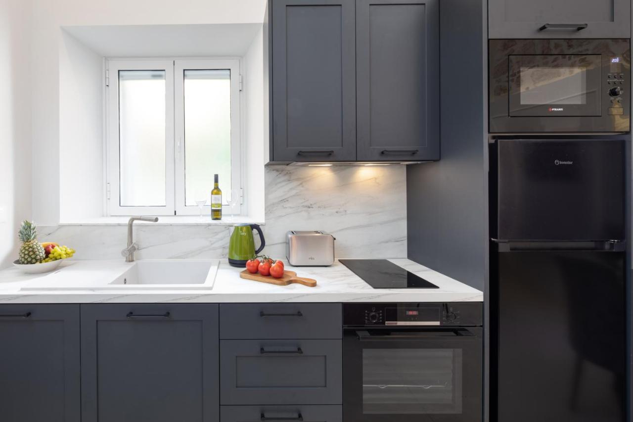 Modern-Vintage Old Town Suites Corfu  Екстер'єр фото
