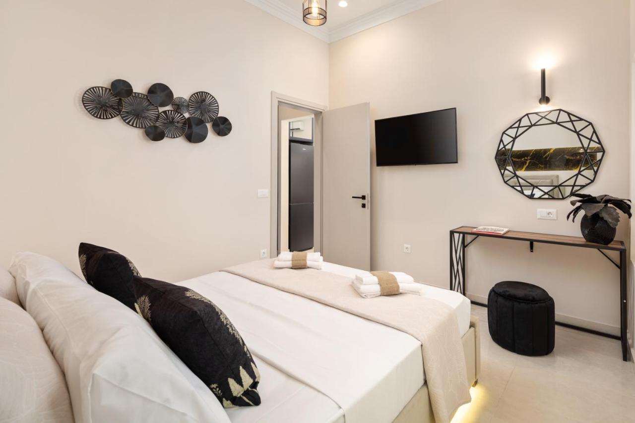 Modern-Vintage Old Town Suites Corfu  Екстер'єр фото
