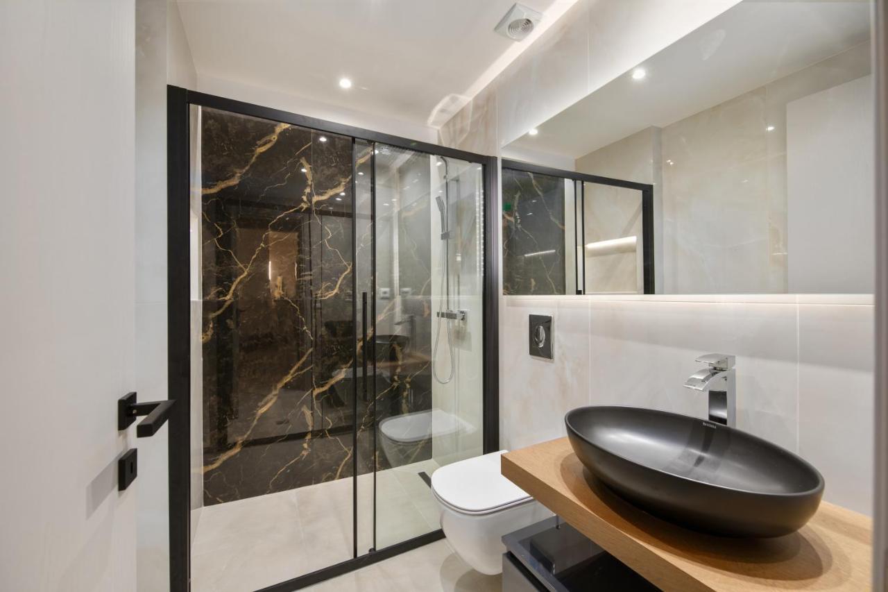 Modern-Vintage Old Town Suites Corfu  Екстер'єр фото