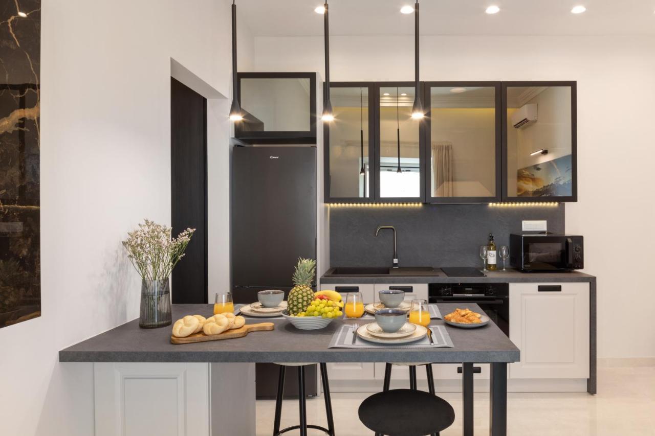 Modern-Vintage Old Town Suites Corfu  Екстер'єр фото